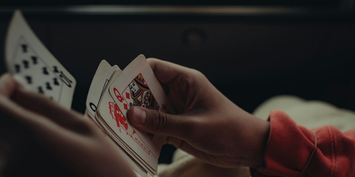 Discovering Safe Online Betting Through the Inavegas Scam Verification Community