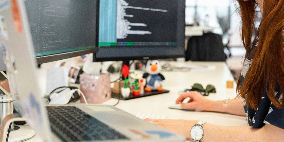 Als je vandaag niets anders leest, lees dan dit rapport over AI-websitebouwers