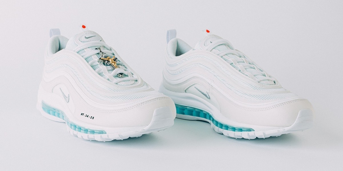 สนีกเกอร์ nike ระดับพรีเมียม รุ่นฮิตที่สายสปอร์ตต้องรู้